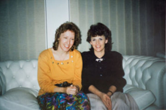 Lindy Chamberlain released from prision.