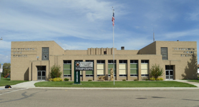 Entré a la escuela en dos mil dos.