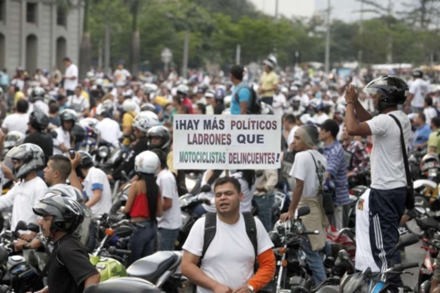 Nuevas protestas por la medida en Medellín