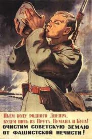 Soviet troops on the Prut River