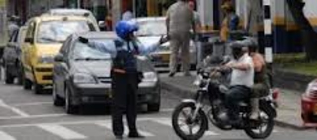 Primera restricción al parrillero en Medellín