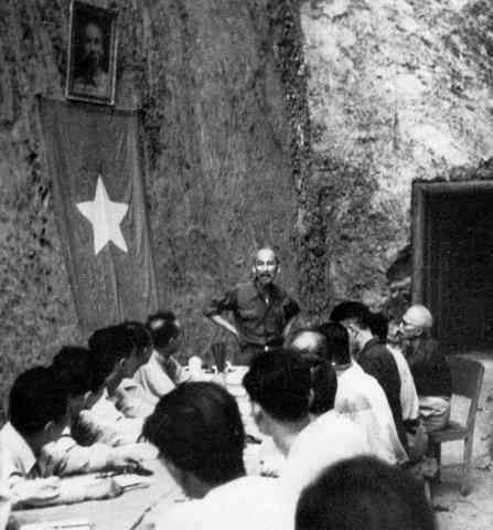 Ho Chi Minh Meets French