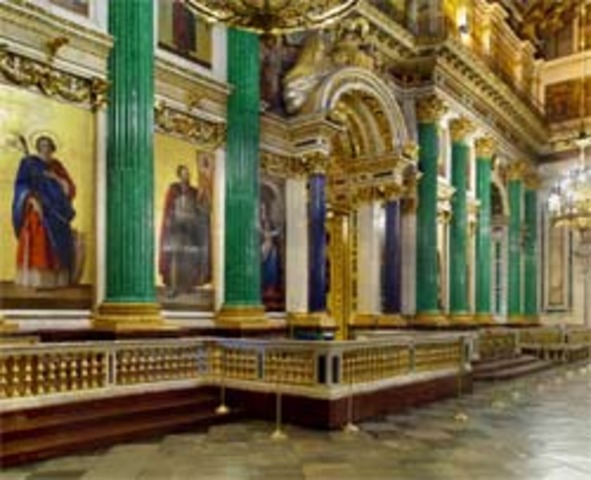 Каменное убранство