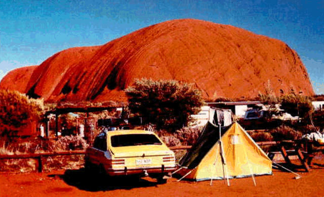 Azaria Chamberlain goes missing.