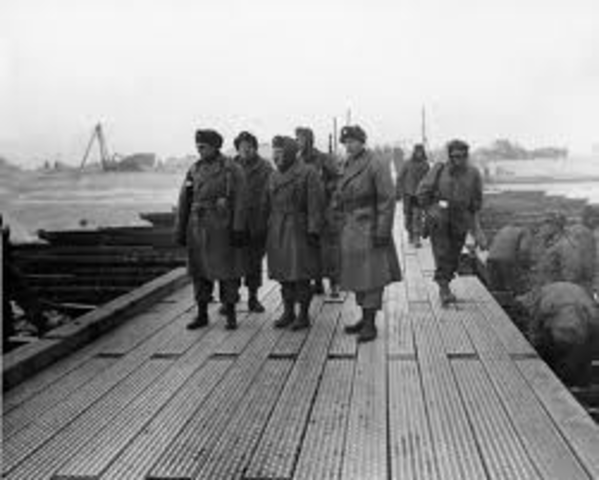 U.N. forces evacuate Seoul