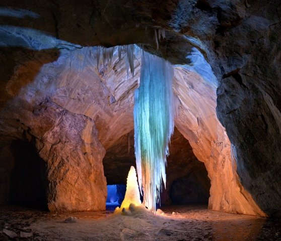 1886 год изучение В. И. /Вернадским "Зеленой горы"