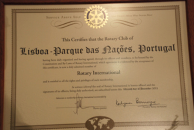 A Carta Constitucional é publicada em Lisboa.