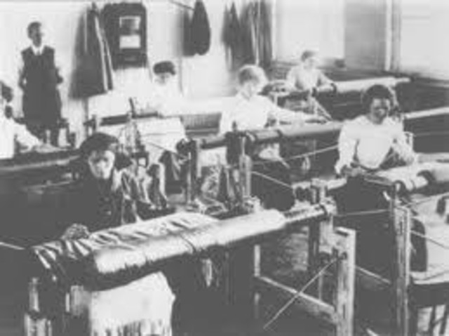 Textile Workers Lead Revolution