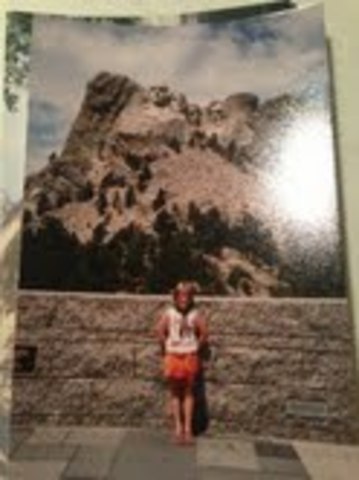 Fui a Mount Rushmore con mi familia en veinte dos  de julio