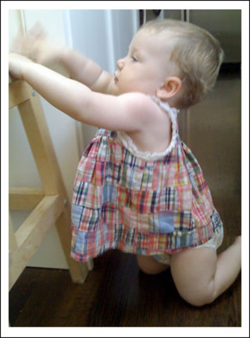 Physical - Pulls Self Up