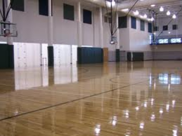 Fui al gimnasio ayer.