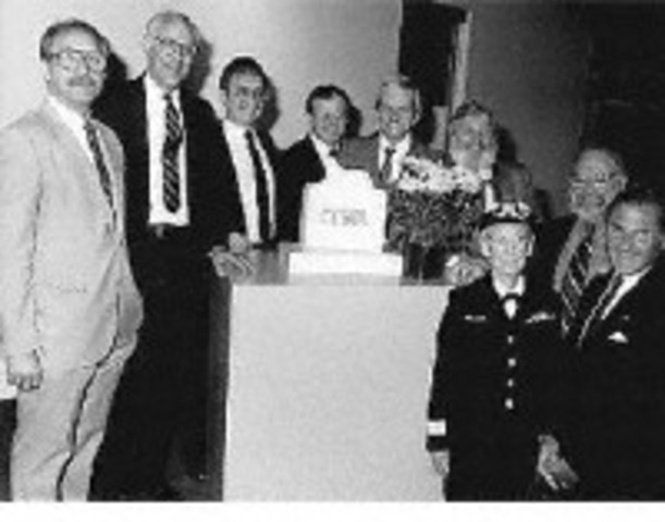 Началась работа по созданию аппаратно-независимого языка для коммерческих приложений COBOL.