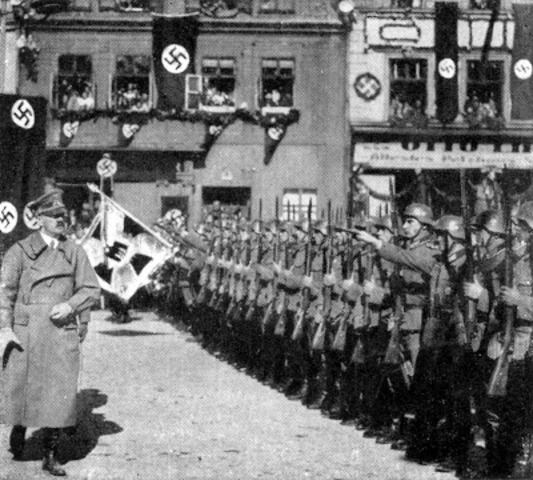 nazis take the sudetenland