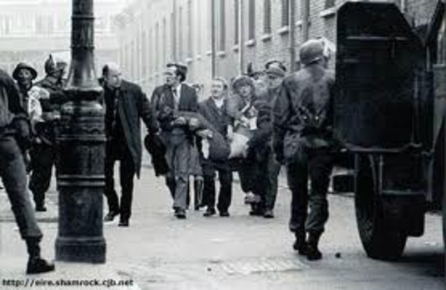 200,000 workers and families approached czar