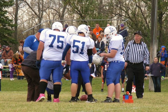 Ganamos el primer partido de playoffs de fútbol americano.