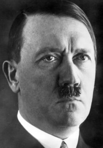 Chapter 17 Section 1: Hitler