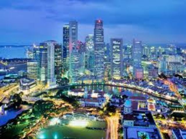 Felix will nach Berlin am Wochenende kommen.