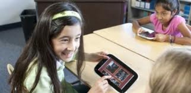 DISTRIBUIÇÃO DE TABLETS NA EDUCAÇÃO BÁSICA