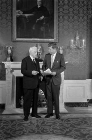 Robert meets the President