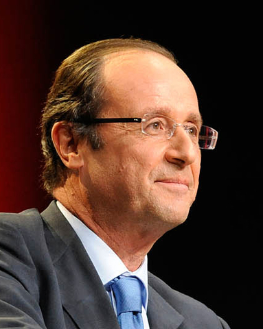François Hollande promet un changement de politique