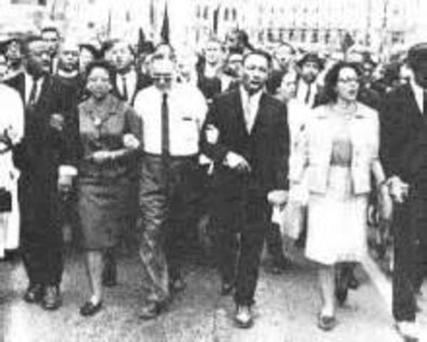 Rosa Parks and the Montgomery Bus Boycott