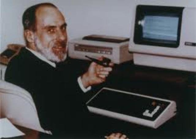 Paper describes basic design of the Internet and TCP