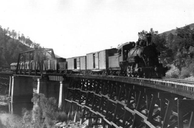 The Yosemite Valley Railroad begins operation from Merced to El Portal.