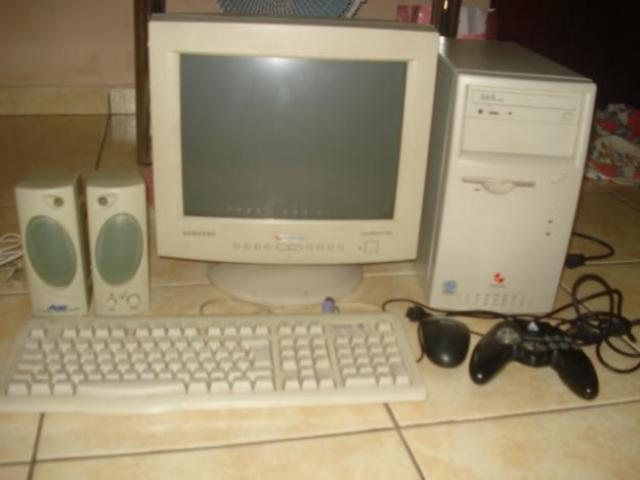 Primeiros Documentos sobre o Uso das Tecnologias Digitais