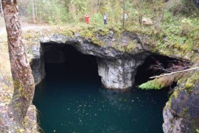 Рускеальский провал