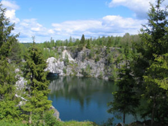 Рускеальская каменоломня