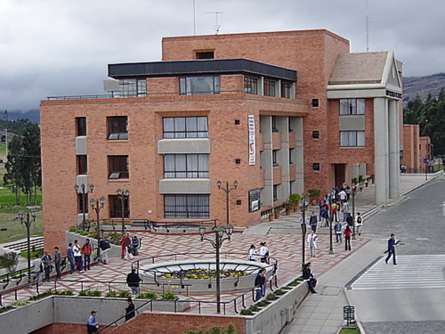 EL CAMPUS UNIVERSITARIO DE TUNJA