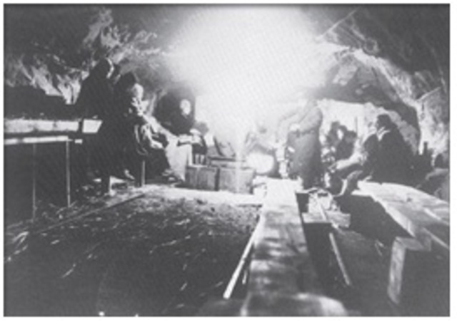 Бомбоубежище в одной из штолен Рускеала