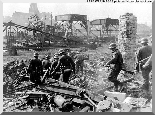 Germany invades Soviet Union.