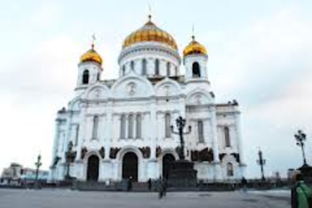The Soviet government destroys the Christ the Savior Cathedral
