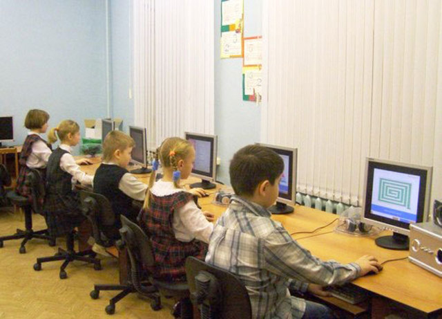 принятие Концепции информатизации сферы образования Российской Федерации