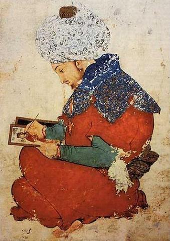 Национальный музей Кувейта и Дворец исламского антиквариата были ограблены солдатами иракской армии во время оккупационной войны