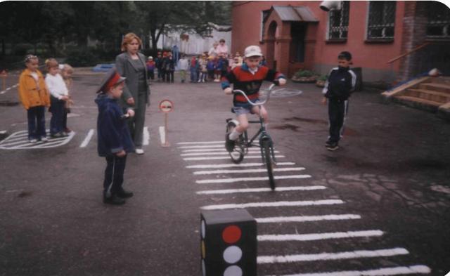 Творческая работа по ПДД