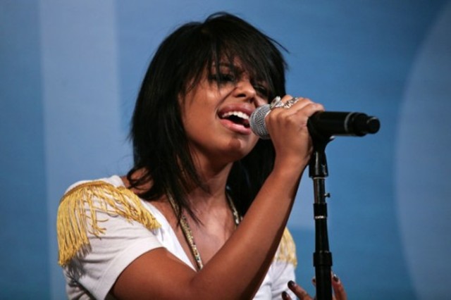 When Fefe Dobson was born