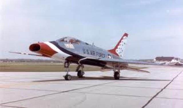 F-100 super sabre