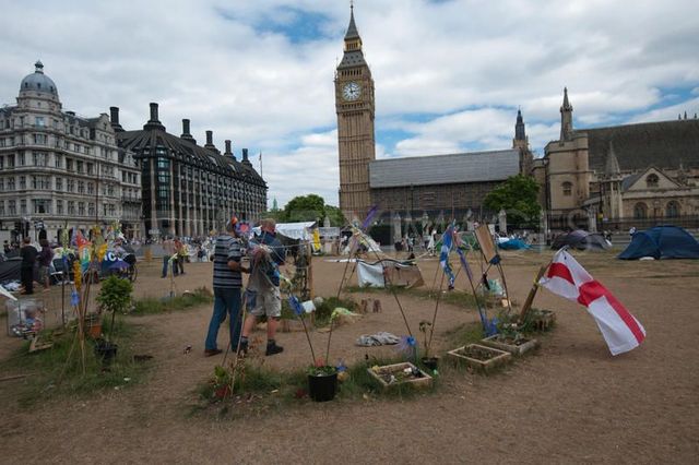 Sart of decomercy in england