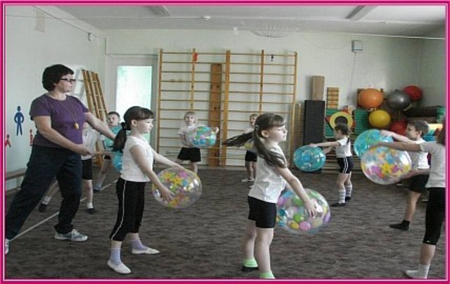 Занятия в физкультурном зале