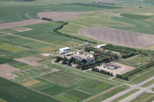 Benjamin Palmer comes from Maine- buys 80 acres of land-opens a quarry ( stays in business for almost 100 years)