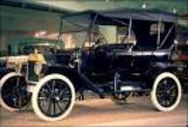 model T cars manufactured in large numbers