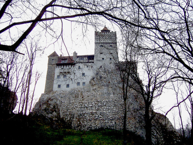 Vladislaus III es nombrado principe de Valaquia