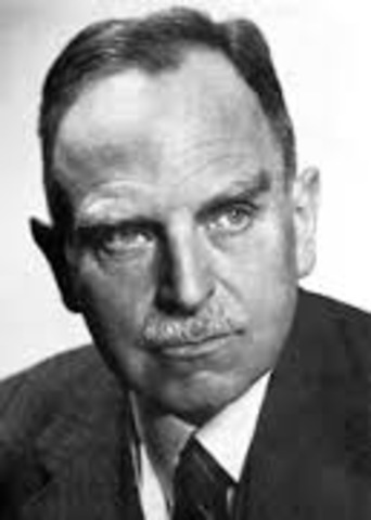 Otto Hahn Recieves Nobel Prize in Chemistry