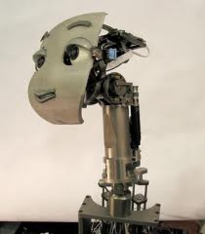 Mertz, cabeza robótica