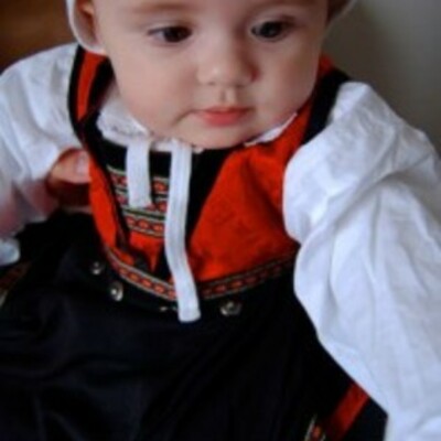 Timeline: My Journey to America: Kacie Tørnquist