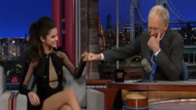 Selena Gomez burns Bieber on 'Letterman'