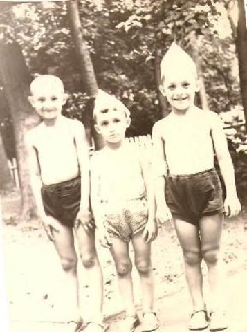 Дети на даче