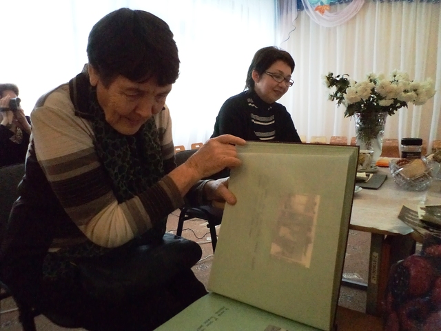 Воспитатель